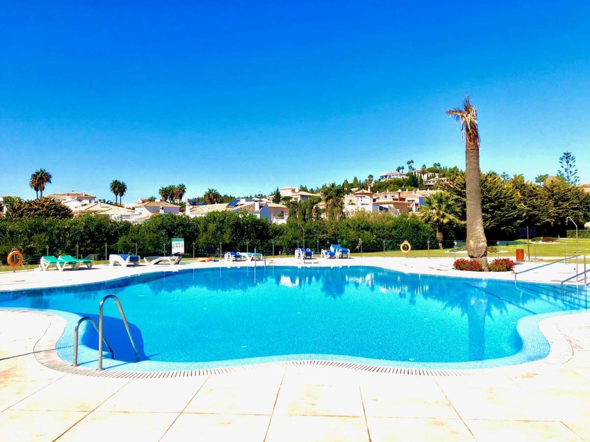 Lovely Sea Views Apartment On La Costa Del Sol El Faro Екстериор снимка