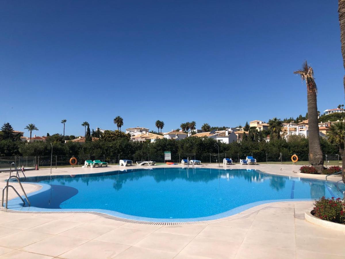 Lovely Sea Views Apartment On La Costa Del Sol El Faro Екстериор снимка